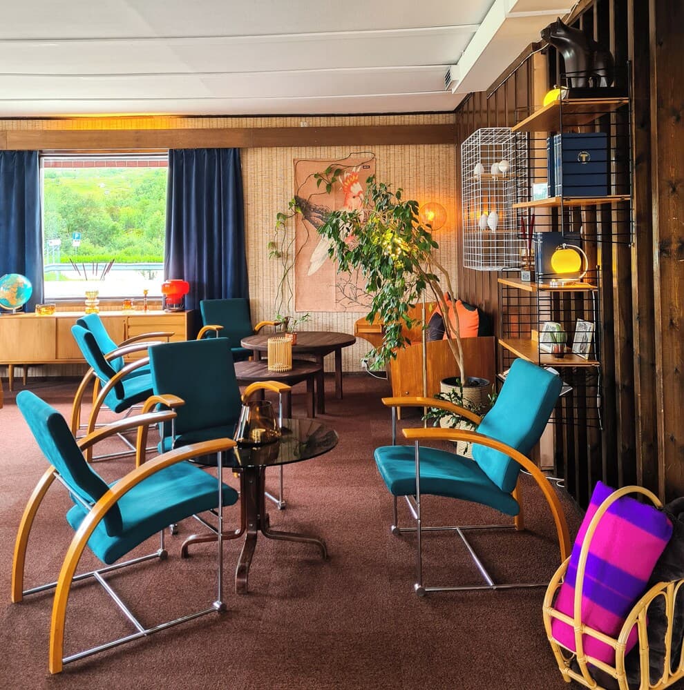 lounge