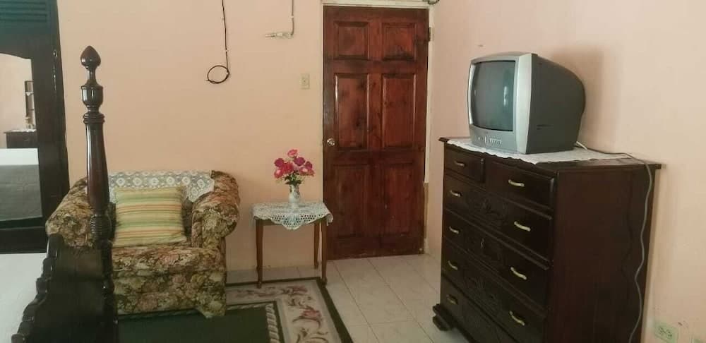 Suzette's Homestay photo 5
