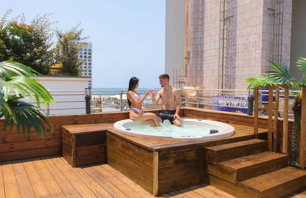 Dream Beach TLV Boutique Hotel photo 5