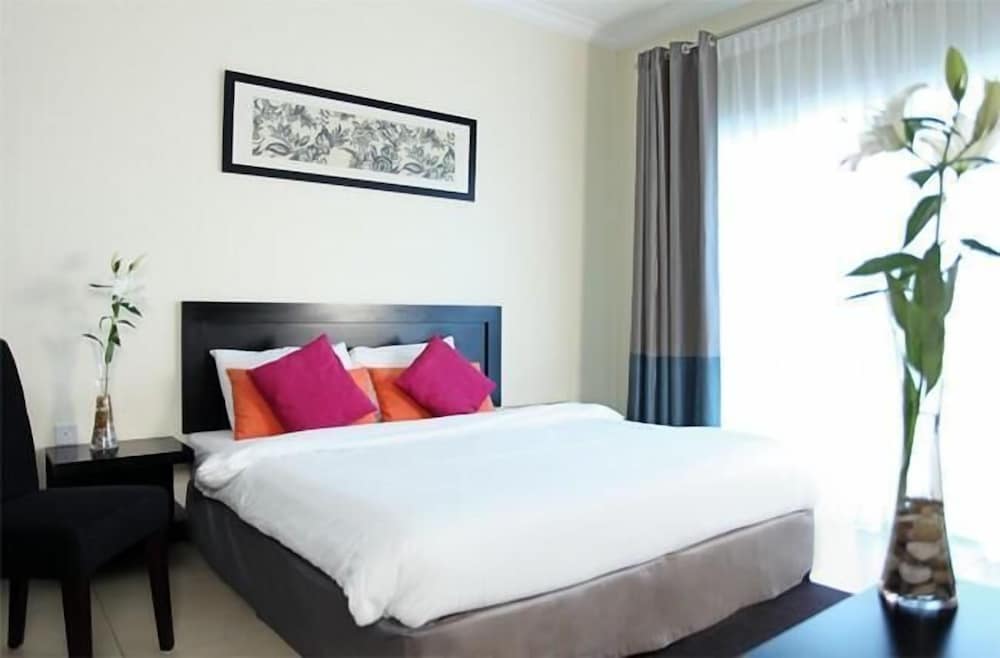 Butterfly Hotel Suites photo 4