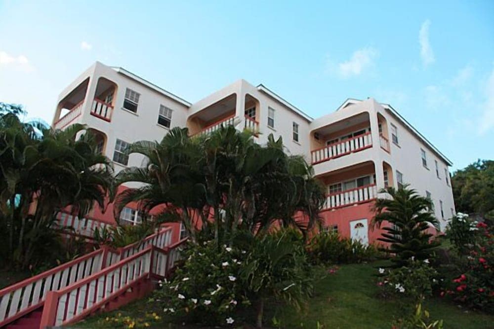 Hillside Apartments photo 8