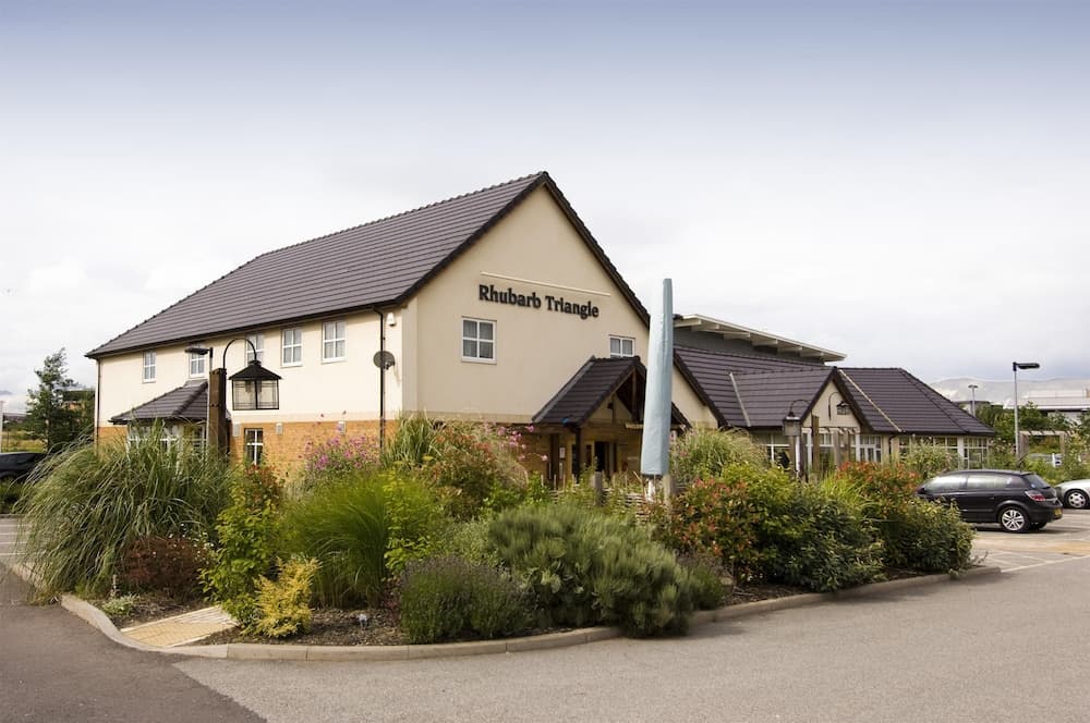 Premier Inn Wakefield City North photo 6