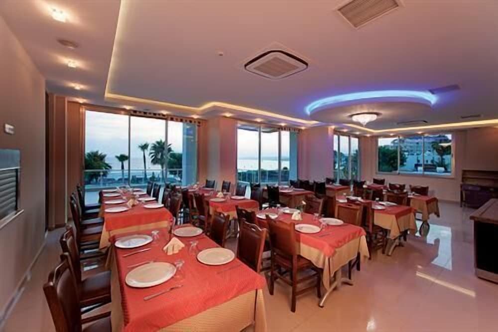 Venessa Beach Hotel photo 6