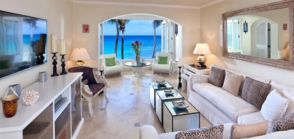 Reeds Penthouse 12 photo 7