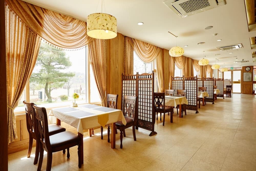 Hanok Hotel Youngsanjae photo 8