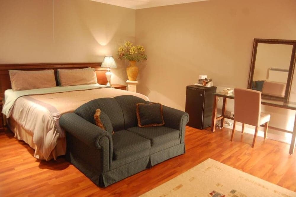 Barons Motor Inn photo 5