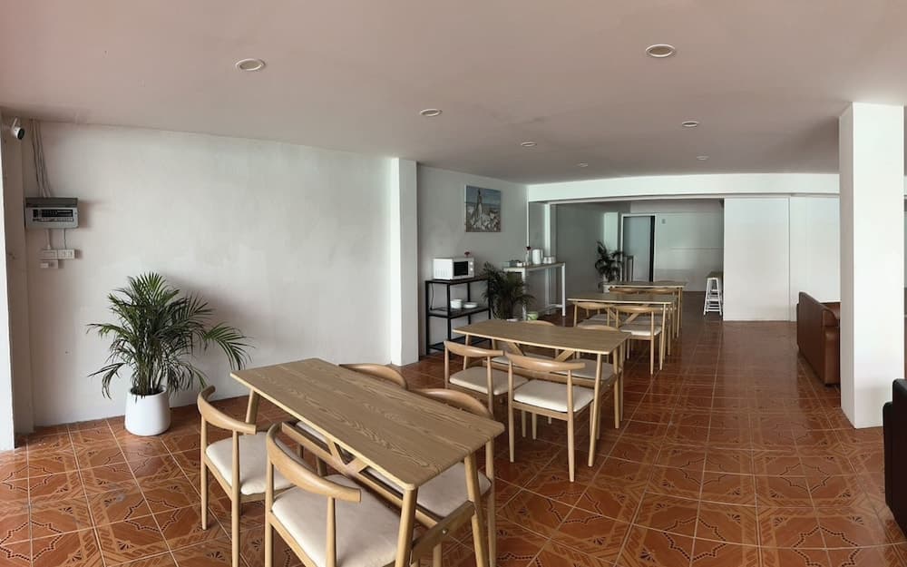 MONTANA Hotel & Hostel Phuket photo 6