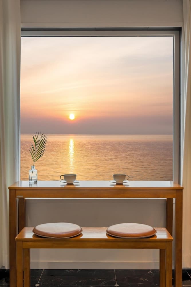 Sokcho Moreve Pension