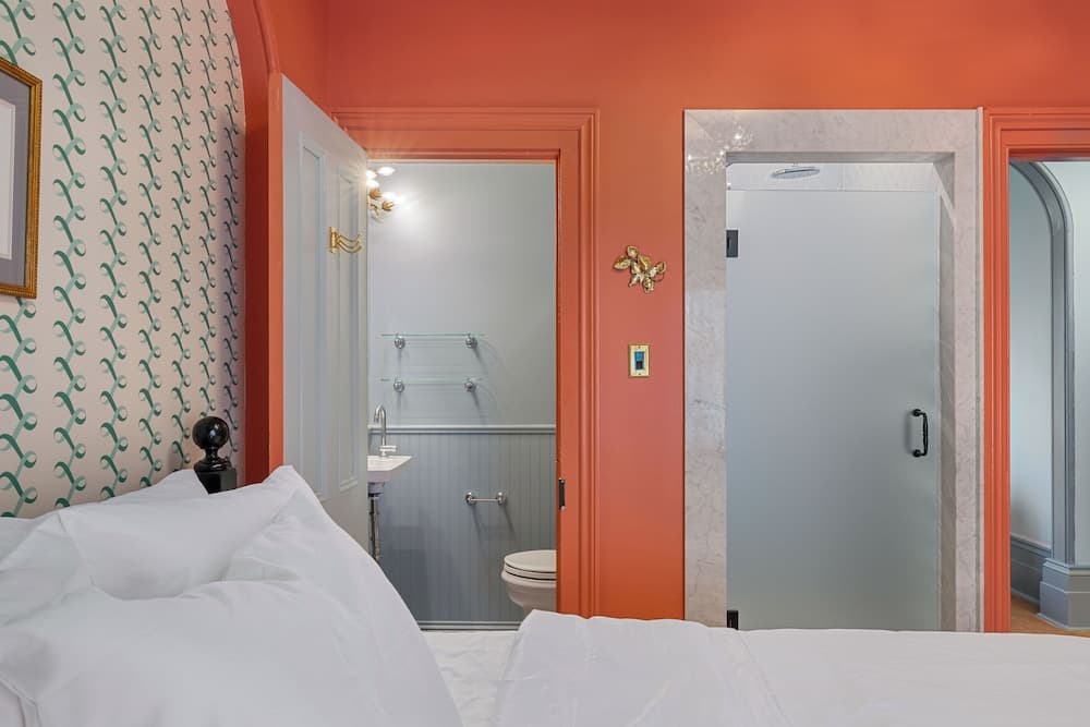 Trinity House Inn photo 5