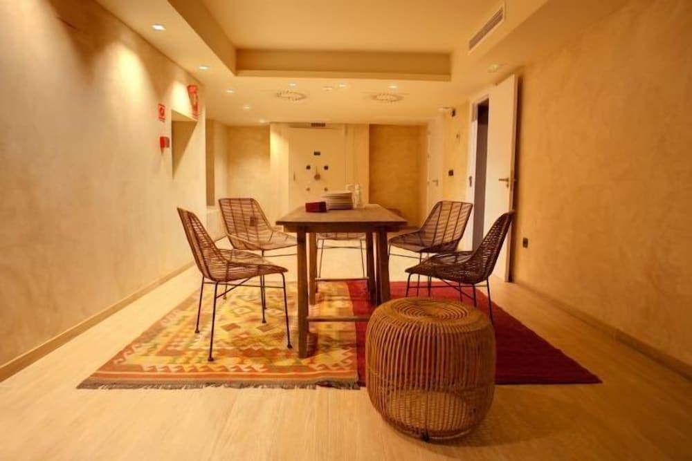 TOC Hostel and Suites Madrid photo 5