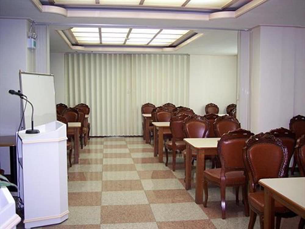 Asia Tourist Hotel photo 5