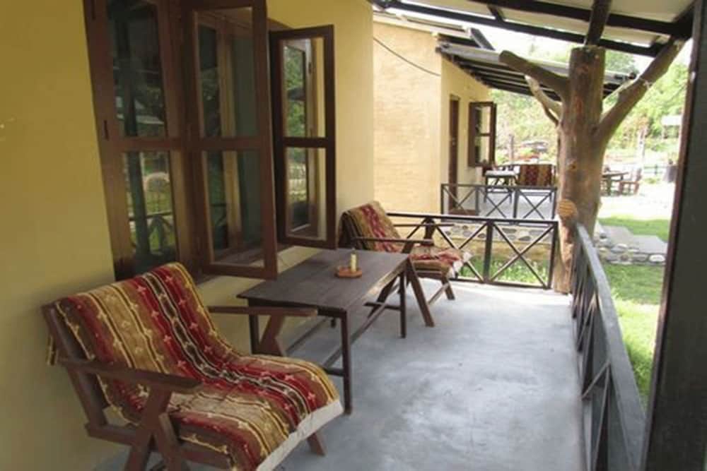 Chitwan Gaida Lodge photo 9