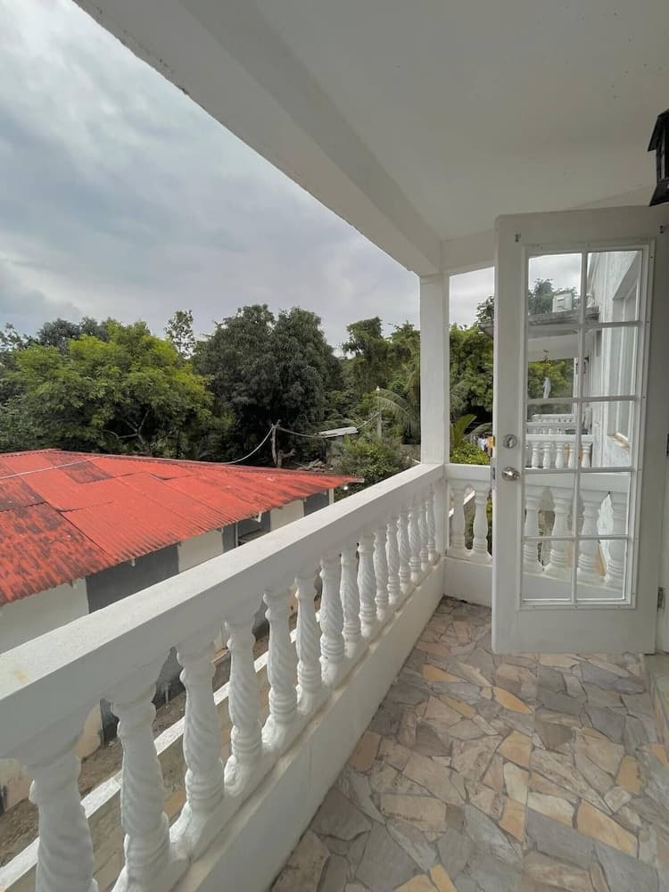 1-bed Apartment in St Margrets Bay