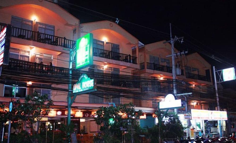 Opal House Hotel & Restaurant