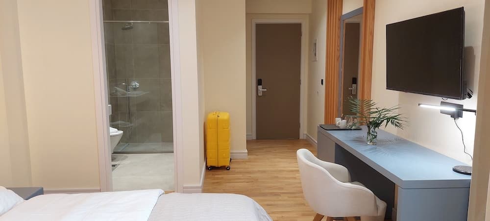 Elite Patras Suites photo 4