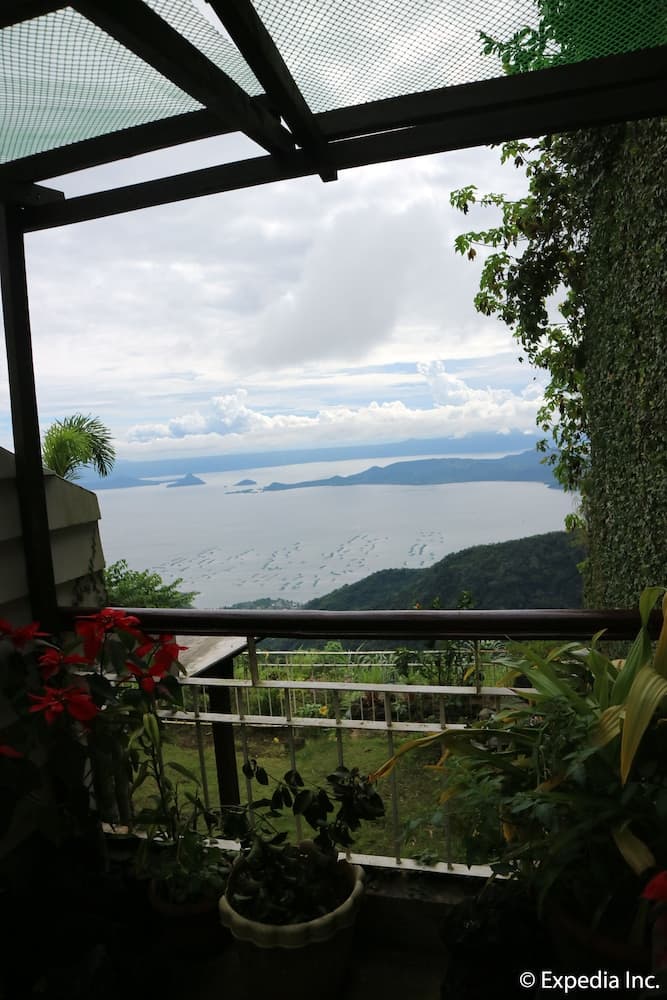 Joaquin's Bed and Breakfast photo 6