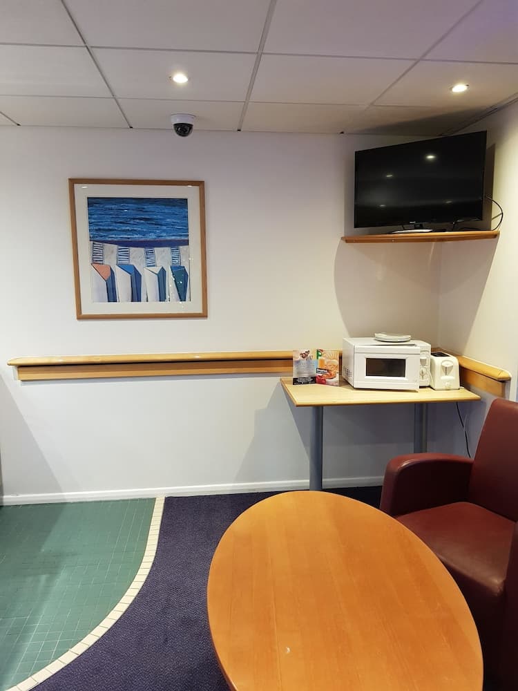 Days Inn by Wyndham Membury M4 photo 3