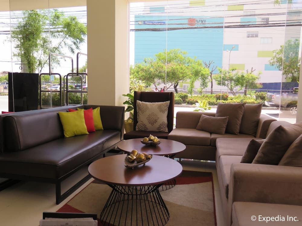 Home Crest Hotel photo 3