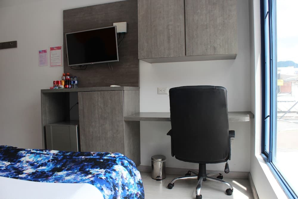 Agora Suites Self-Service Boutique Hotel photo 2