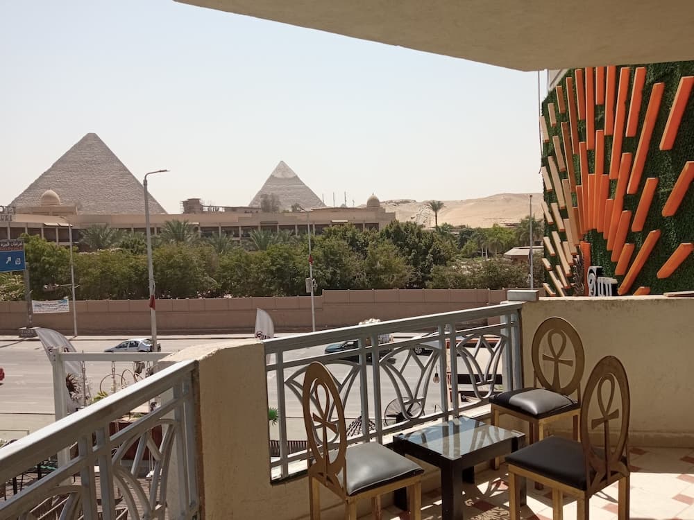 Regency Pyramids photo 7