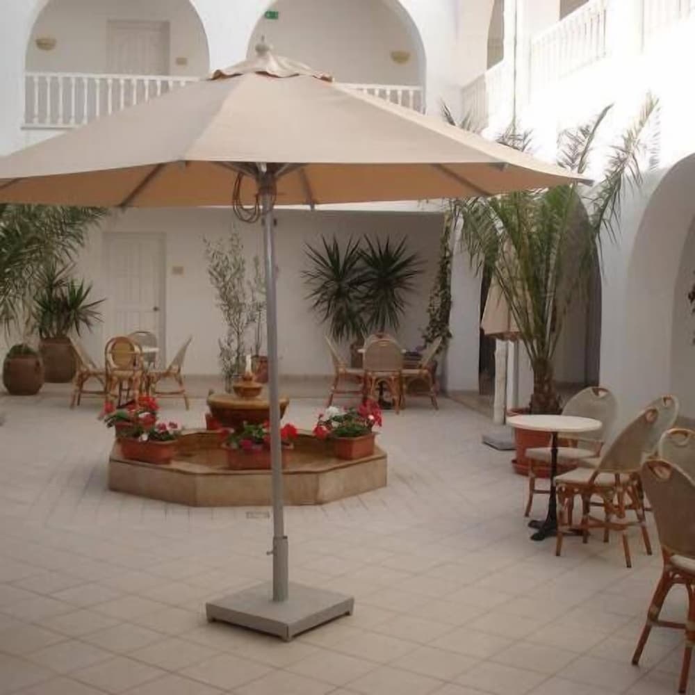 Hotel Flamingo Beach photo 6