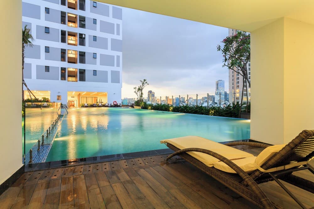 Refined Saigon - Rivergate Apartment photo 9