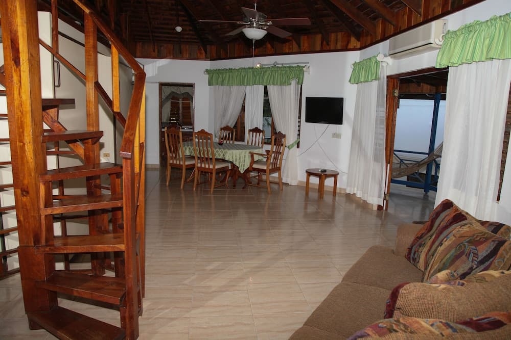Negril Tree House Resort photo 5