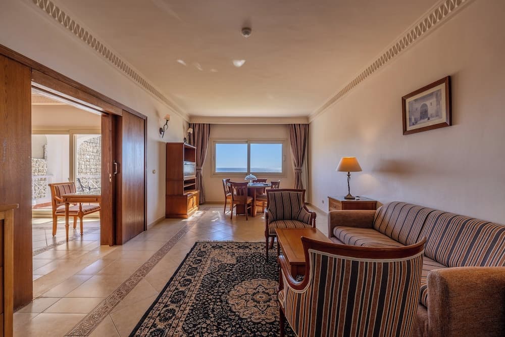 Continental Plaza Beach Resort photo 5