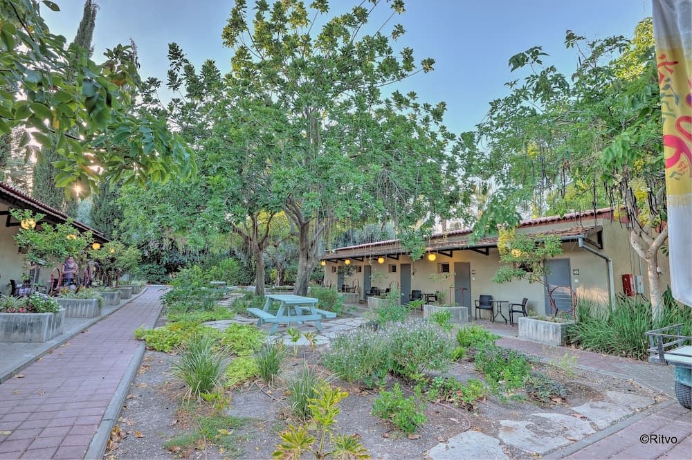 Kibbutz Ashdot Yaacov Ichud Country Lodging