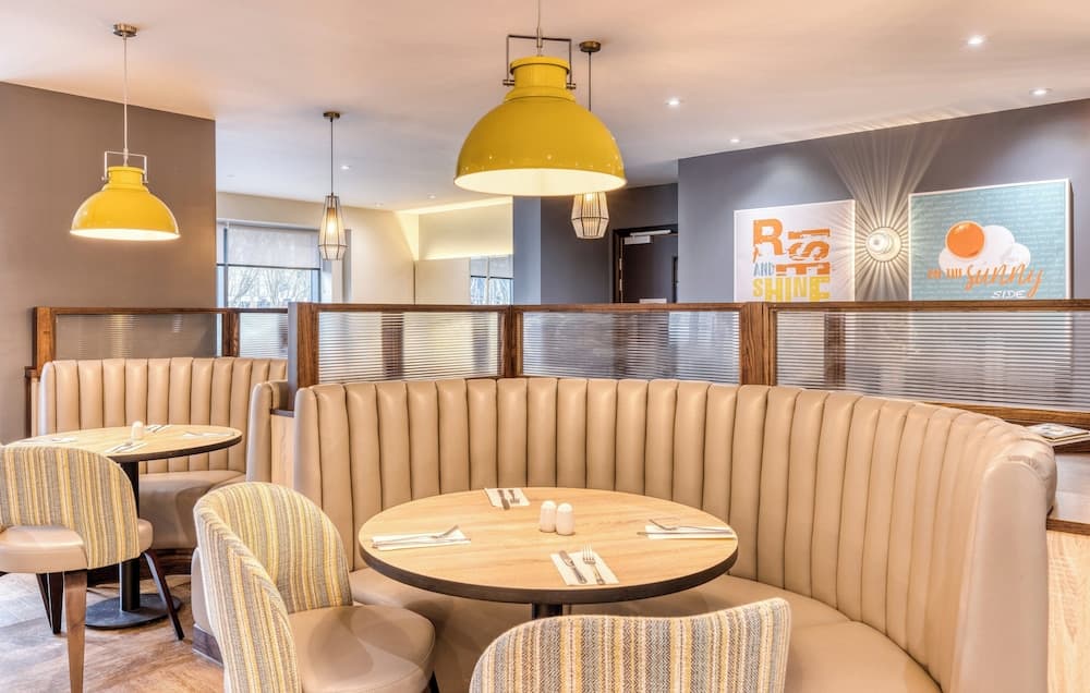 Premier Inn Abingdon - A34 photo 3
