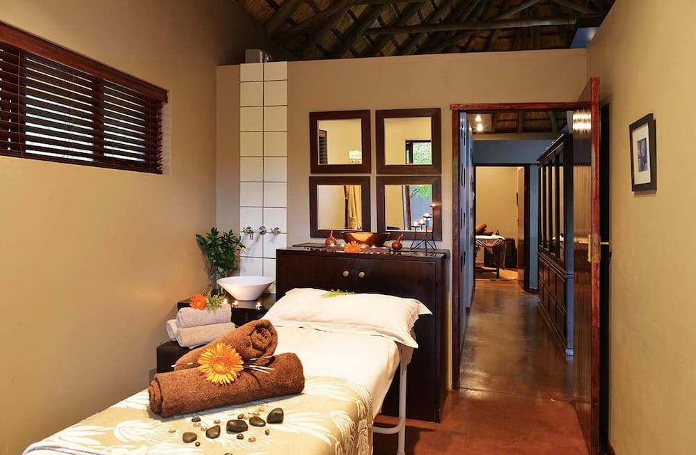 Falaza Game Lodge photo 6