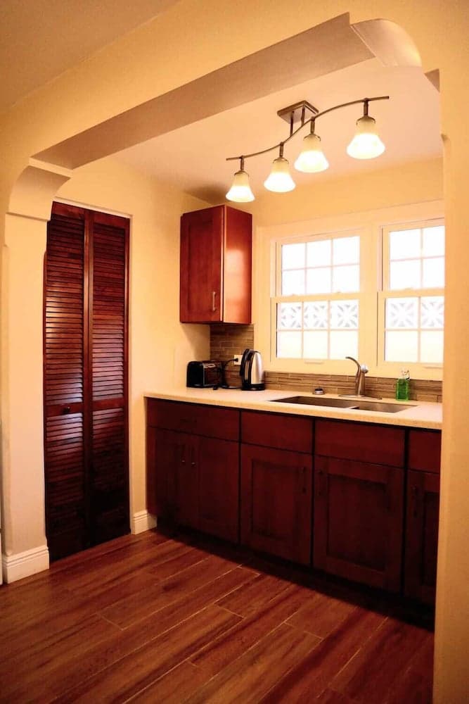 Paraquet Apartments photo 3