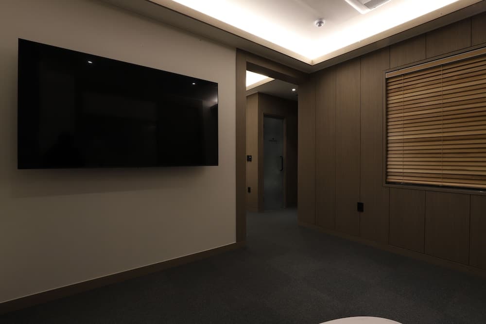 Hound Hotel DaeGu photo 2