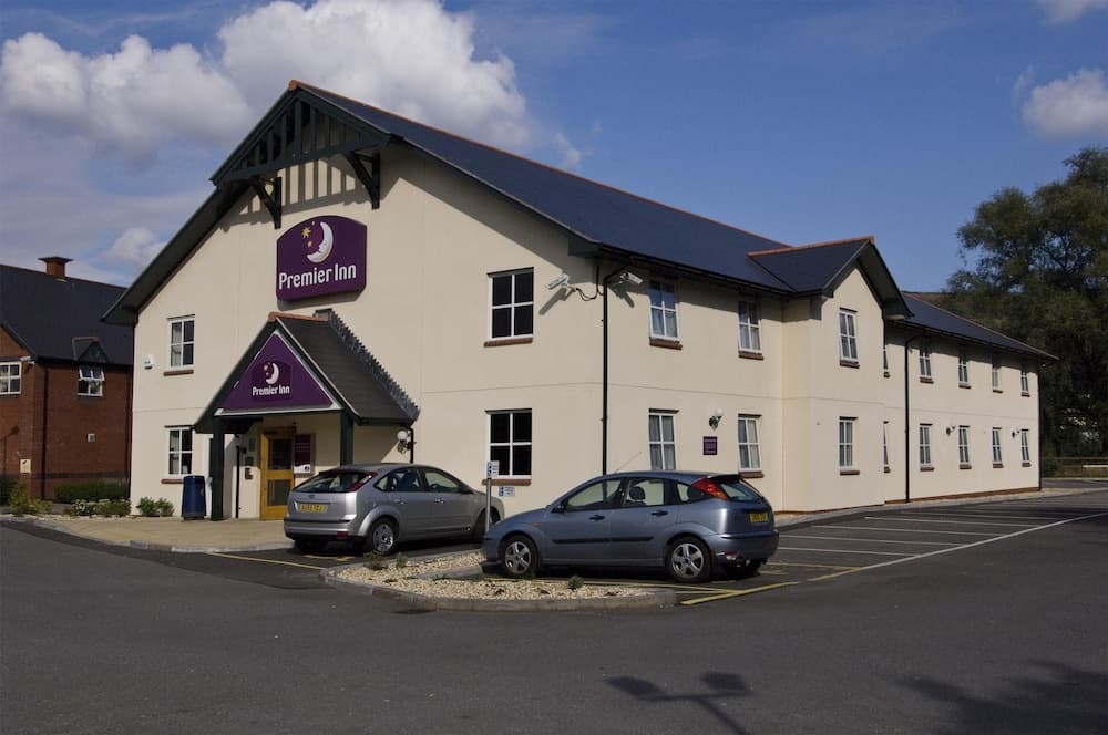 Premier Inn Aberdare photo 5