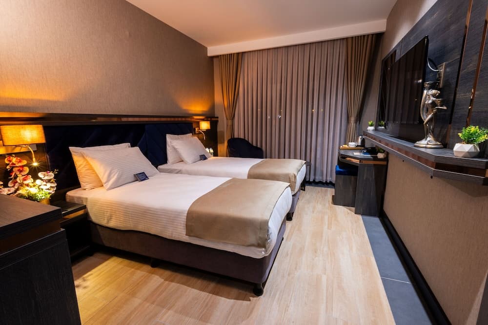 West Door Hotel photo 7