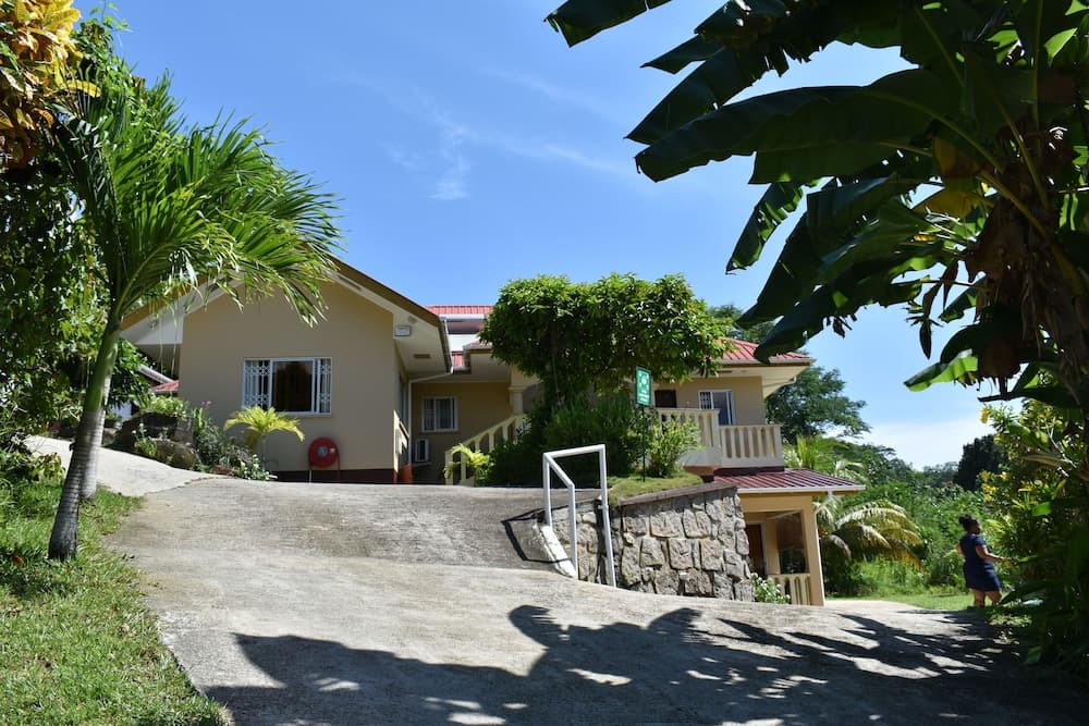Zeph Selfcatering