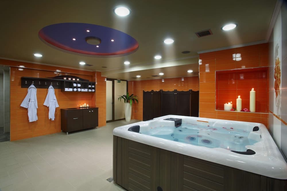 Blue Dolphin Hotel photo 4