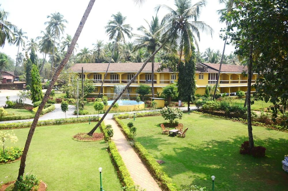 Carina Beach Resort photo 5