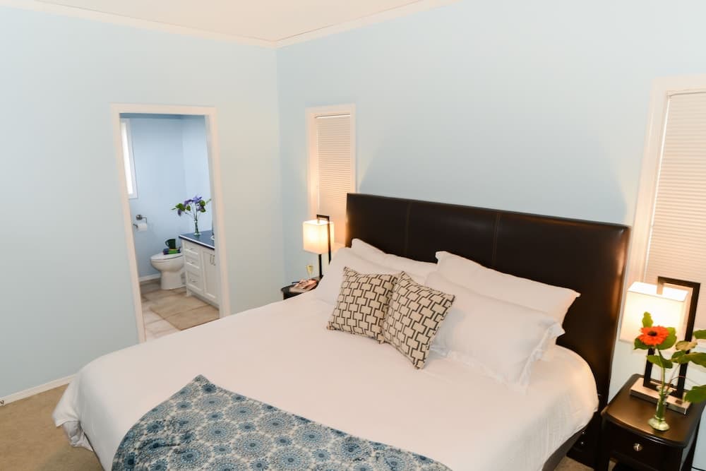 Uncorked Bed & Breakfast photo 5