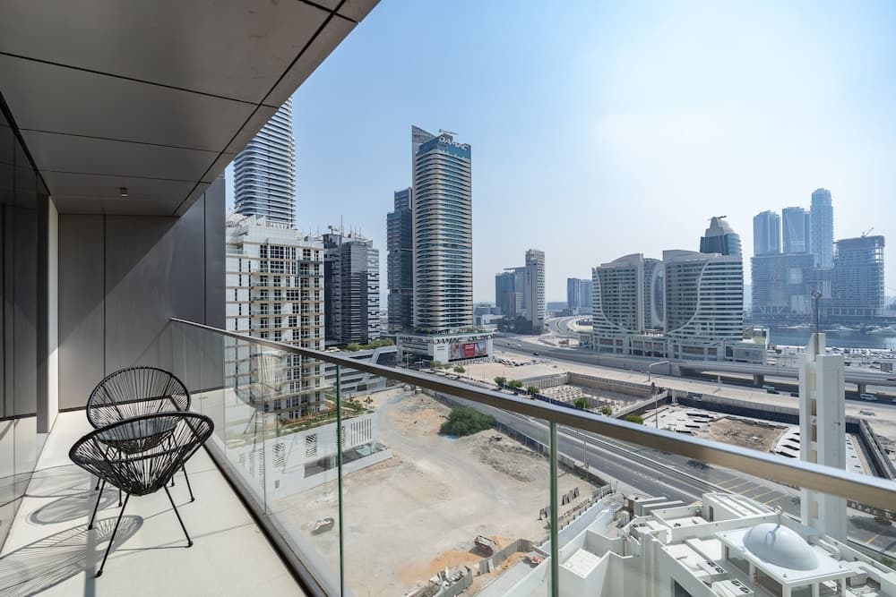Luxurious & Stylish Apartments Across Dubai Mall - Burj Khalifa - City Views by Sojo Stay photo 6