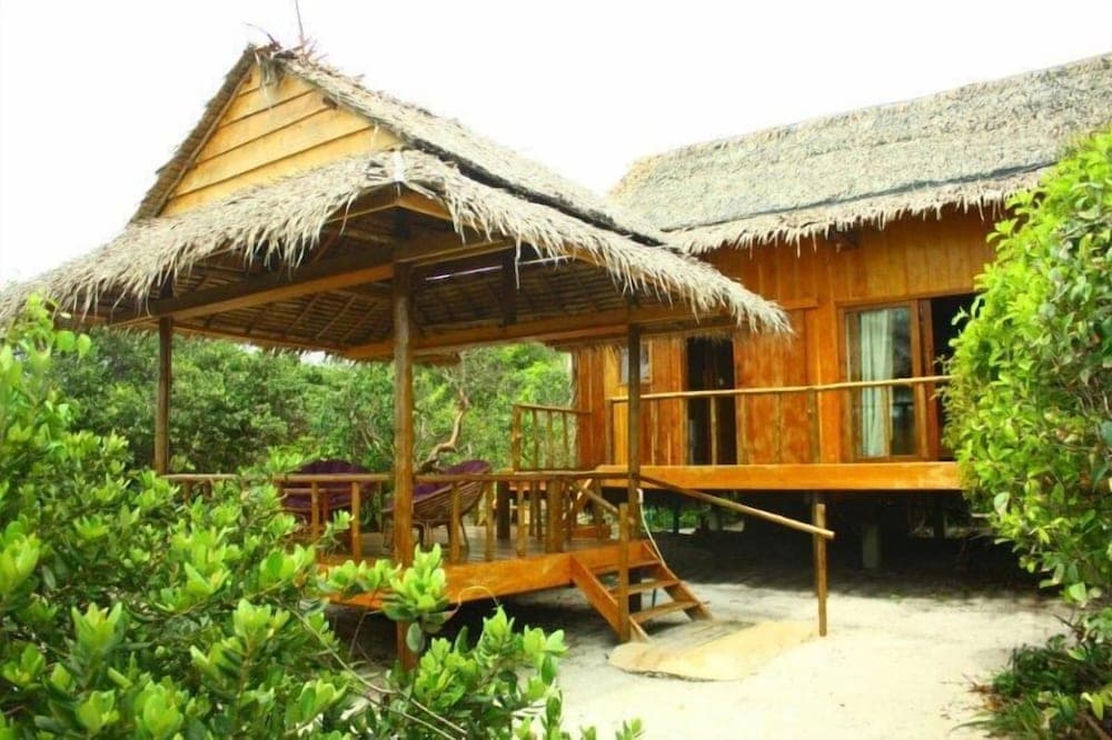 Royal Retreat Resort photo 7