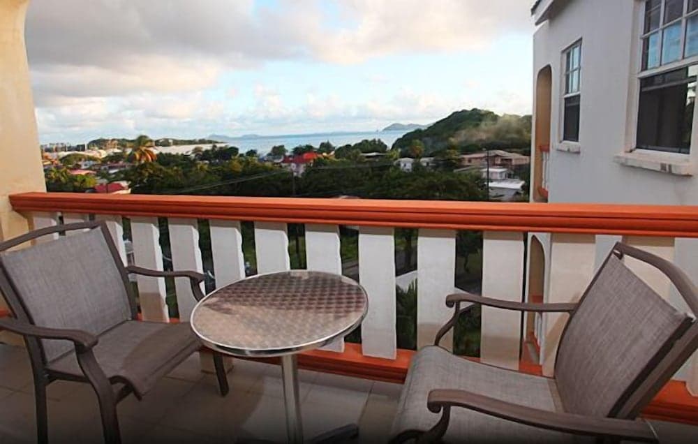 Hillside Apartments photo 5