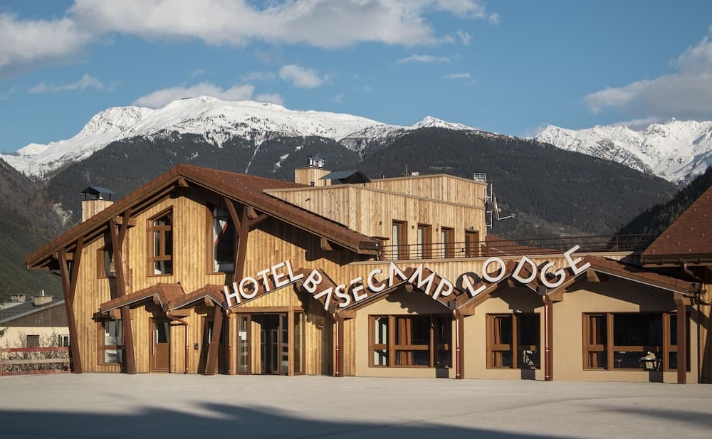 Hotel Base Camp Lodge - Bourg Saint Maurice