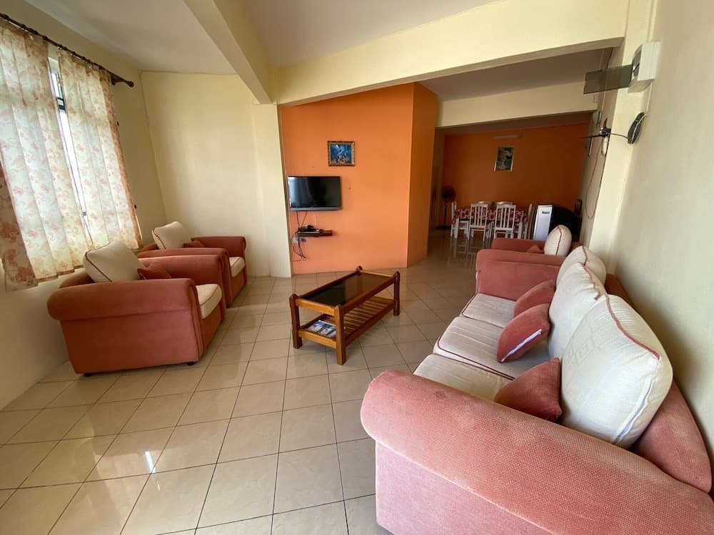 Aadi Villa photo 2