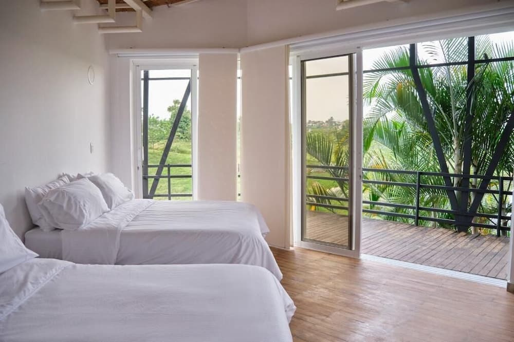 HOTEL CASA NATURA