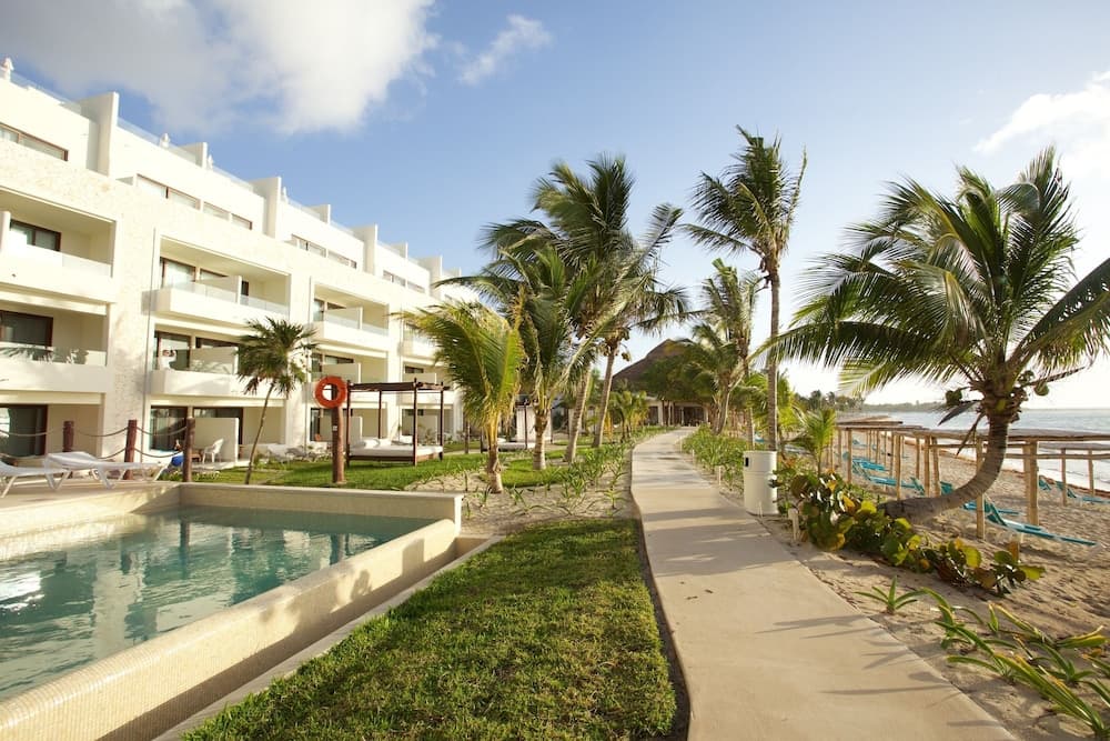 Akumal Bay Beach & Spa Resort photo 6