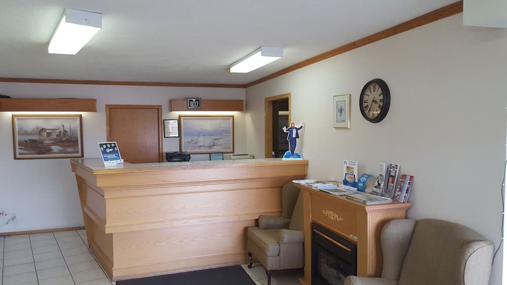 Knights Inn Lethbridge photo 2