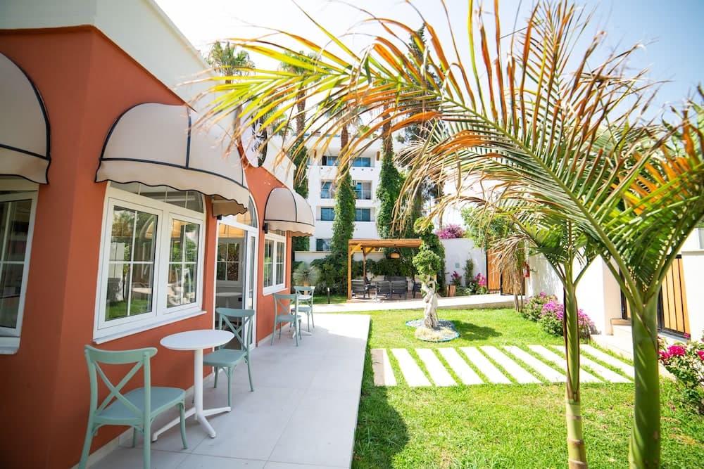 Rose Garden Premium Hotel photo 3