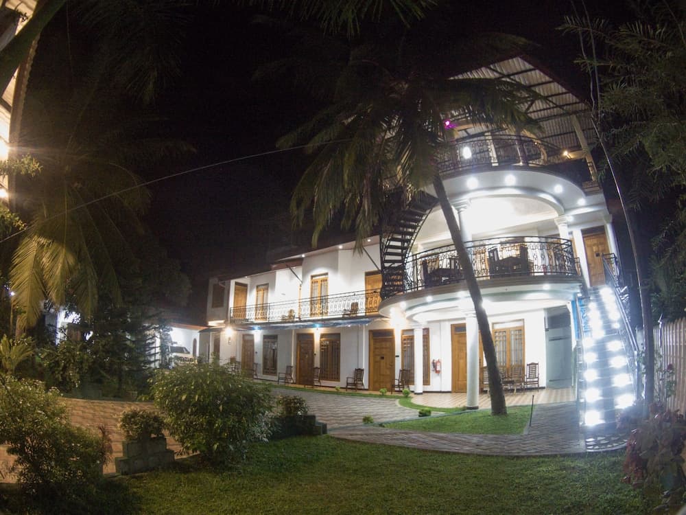 L's Lanka photo 8