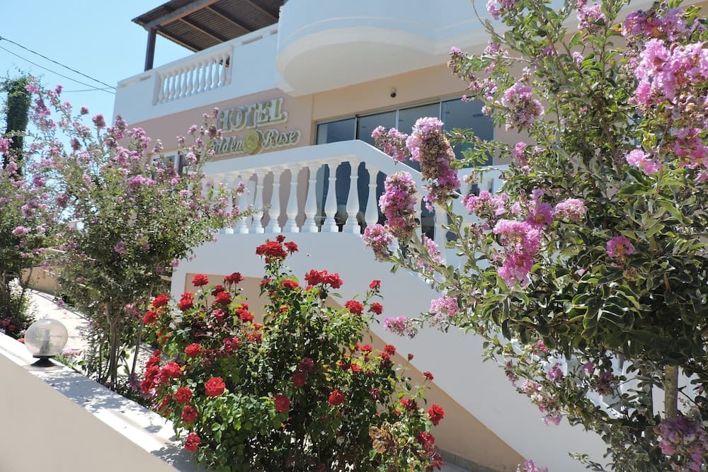 Golden Rose Suites photo 8